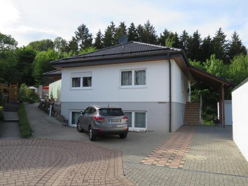 Neuhausel Apartamento | Haus Waldzauber