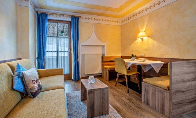 Valle San Silvestro Apartamento | Haus zur Vogelweide App 2