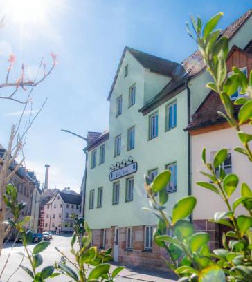 Fuerth Apartamento | Haus99 Budget Pension & Apartments