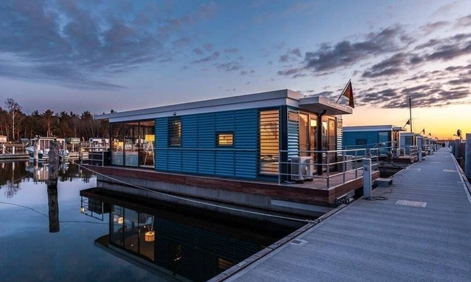Peenemuende Apartamento | Hausboot für 4 Gäste mit 45m² in Peenemünde