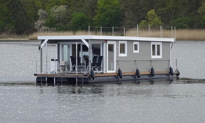 Luebeck Alquiler De Eote | Hausboot Janne Lübeck Inclusive Kanu nach Verfügbarkeit SUP und WLAN 50 MBit s Flat
