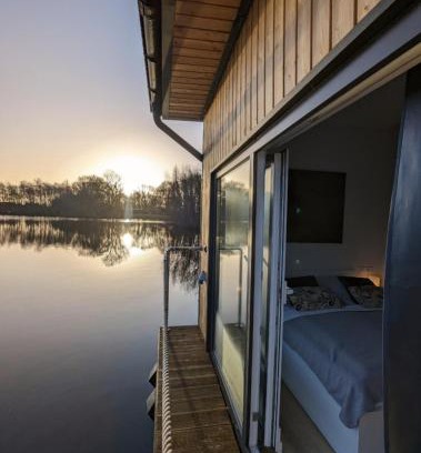 Papenburg Alquiler De Eote | Hausboot Lena