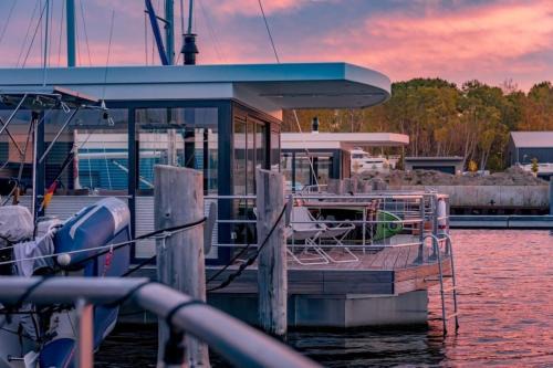 Peenemuende Alquiler De Eote | Hausboot Paradise - LP9
