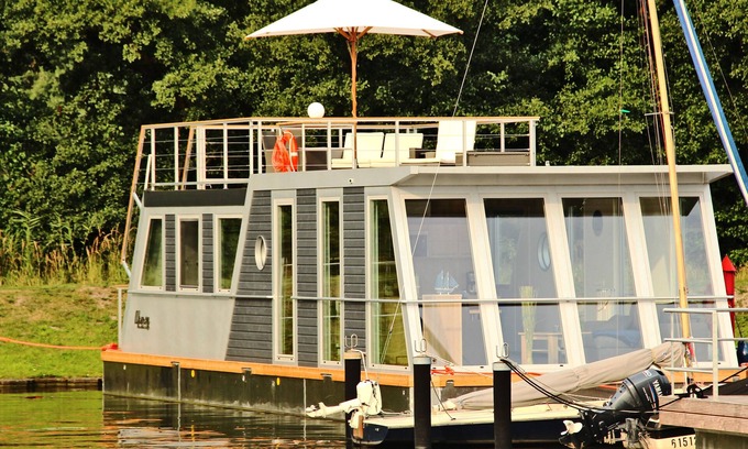 Ueckermuende Casa | Hausboot Ueckermünde - Ihr Besonderer Urlaub auf dem Wasser