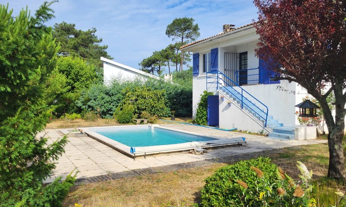 Vendays-Montalivet Casa | Haut de Villa+jardin Montalivet 4 Couchages+piscine à 850m Océan/350m du Marché
