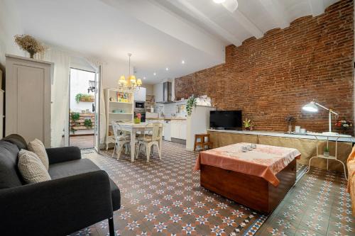 Calella Casa | Hauzify I Casa d'Anselm Clavé