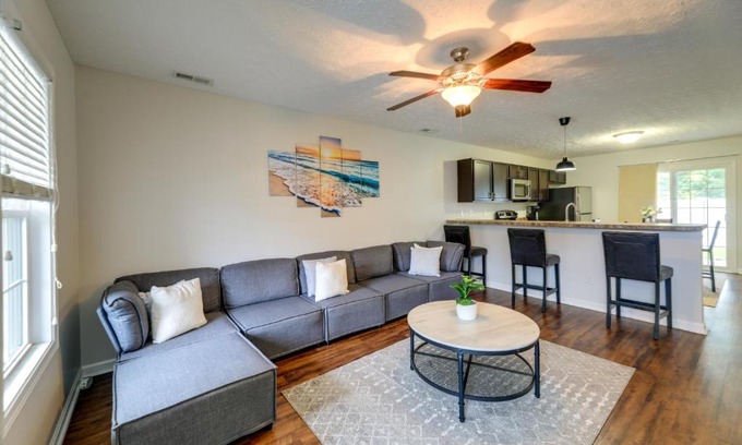 Craven County Casa | Havelock Home Private Yard, 2 Mi to Cherry Point!