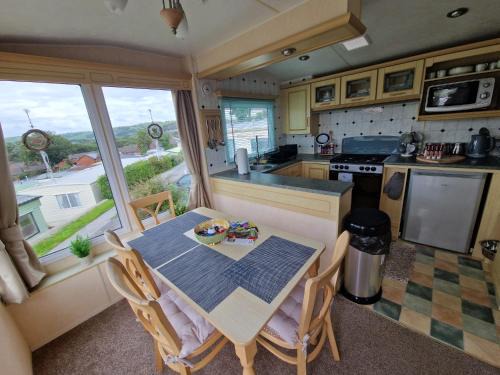 Penparcau Complejo | Haven on the Hill 2 Bed Caravan with Town Views of Aberystwyth F7