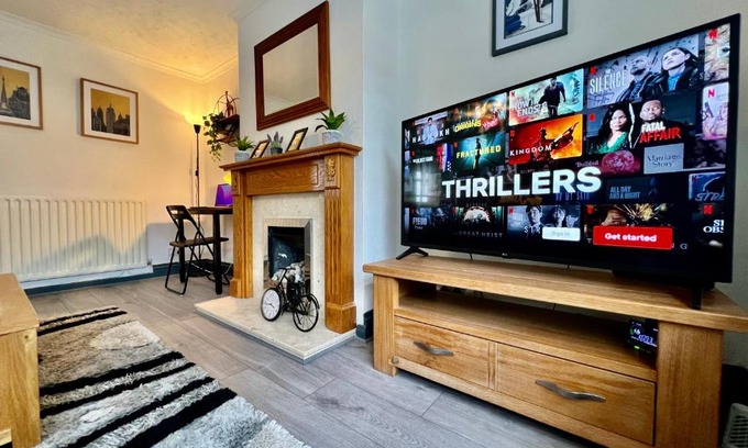 Clifton Casa | Havenwood House - Great for Contractors or Family Holidays