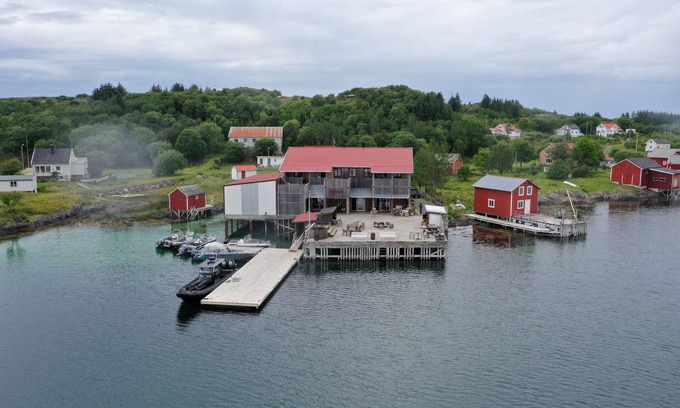 Herøy Casa | Havkanten Gjestehus