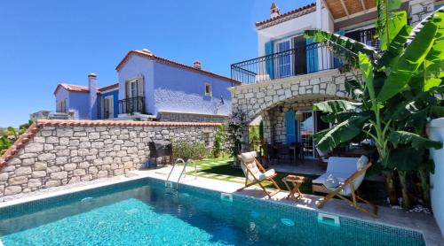 Ildır Koyu Casa | Havuzlu Taş Ev