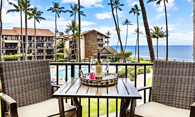 Honokowai Apartamento | Hawaiian-inspired studio with ocean view