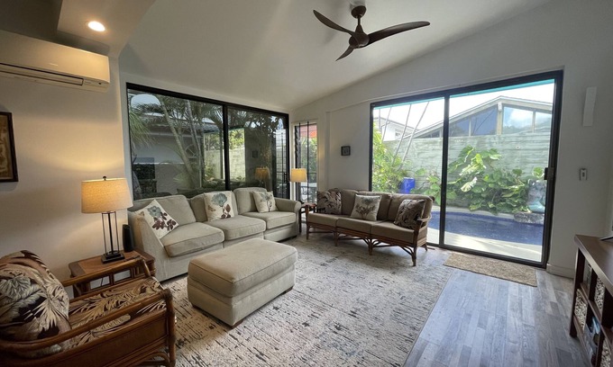 Portlock Casa | Hawaiikai Paradise: Your Tranquil Retreat with Private Pool