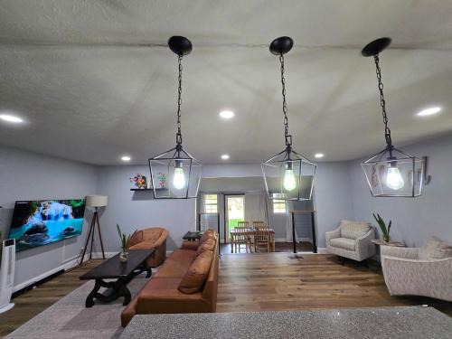 Oak Ridge Casa | Hawkeye Lodge of Oakridge