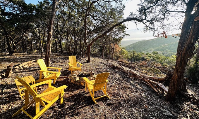 Canyon Lake Casa | Hay Bale Cabin - 10 acres, views and trails