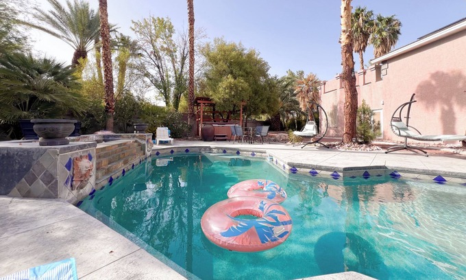Spring Valley Casa | Equipos deportivos, grupos de negocios, reuniones familiares, 8-24 personas, piscina / jacuzzi, vehículos recreativos