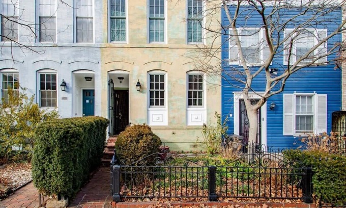 Capitol Hill Apartamento | Heart of Capitol Hill Row House, Luxury & Location