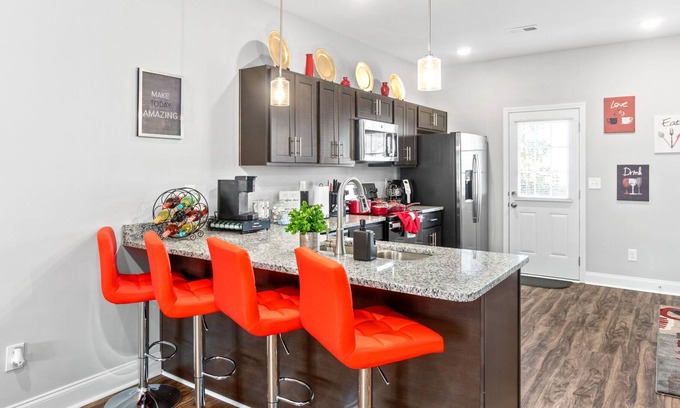 Clarksville Casa | Heart of Cupid Townhome