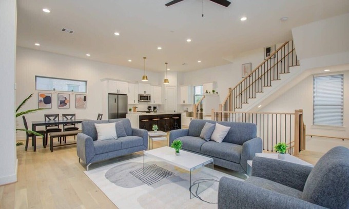 Washington Ave./ Memorial Park Casa | Heart of Houston - Mins to Galleria, DT, Memorial!
