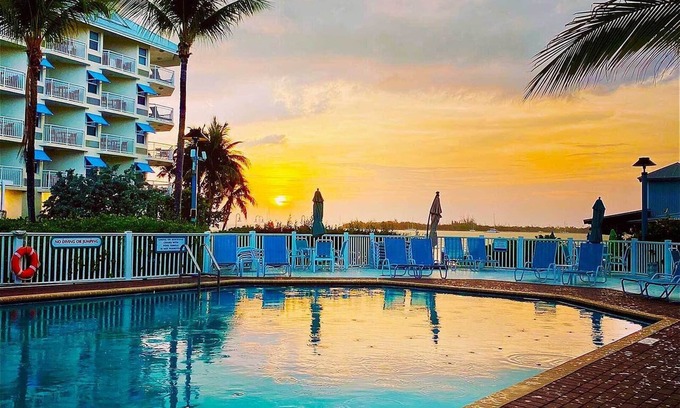 Historic Seaport Condominio | Heart of Key West - 2BR Waterfront at the Galleon Resort