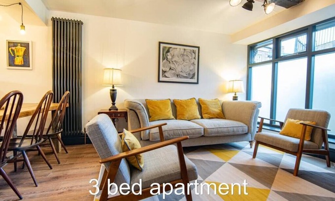 Macclesfield Condominio | Heart of Macclesfield Former 16th Century Inn