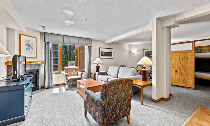 Sun Peaks Hotel | Hearthstone Lodge #311