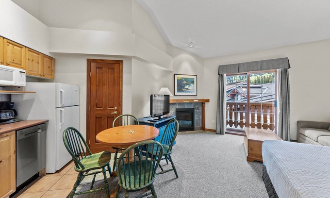 Sundance Estates Hotel | Hearthstone Lodge #415