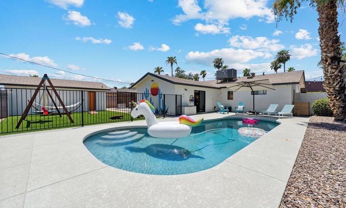 Cavalier Vista Casa | Heated/Fenced Pool! Private back yard near Old Town Scottsdale
