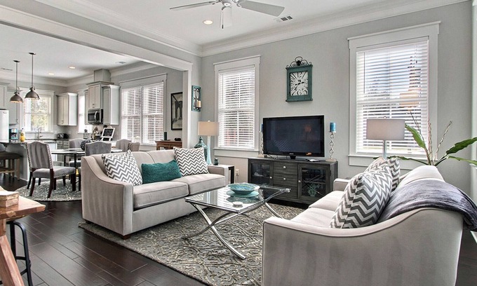 Dixon Park Casa | Casa nueva, elegante y hermosa del distrito histórico!