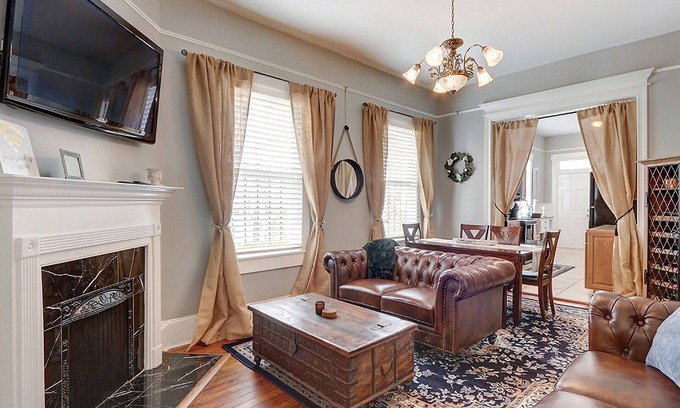 Dixon Park Apartamento | Hermosa casa de vacaciones de Savannah que pone el parque Forsyth a tu puerta!