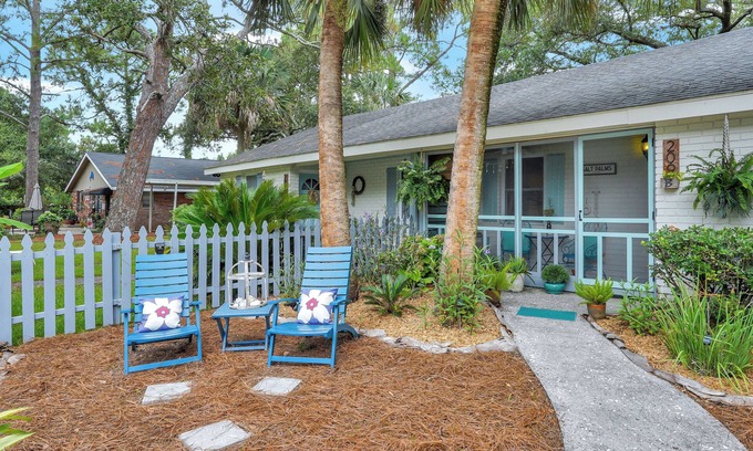 Tybee Island Casa | Heated Pool Access, Relax Without a Care!