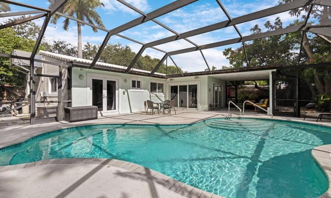 Highland Garden Casa | Heated Pool I Soundproof Home I Firepit I 630Mbps