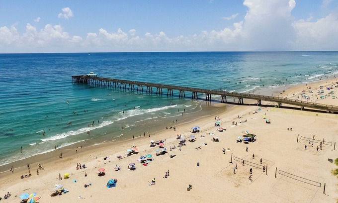 Deerfield Beach Casa | HEATED POOL/SPA+GAME ROOM+GYM+3 KING BEDS!