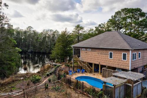 Myrtle Grove Casa | Heated Private Pool, Pond Views, Fishing, Mins to Carolina Beach