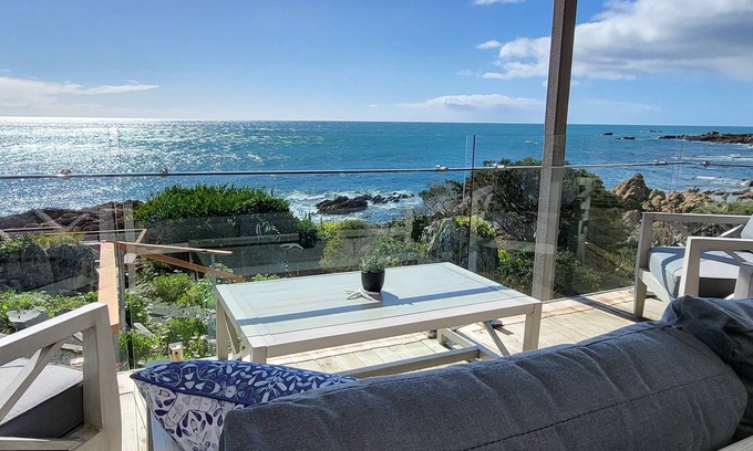 Boat Harbour Beach Casa | Heathcliff. Luxury Beach House with Stunning Ocean Views