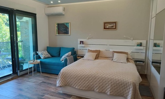 Vrdnik Apartamento | Hedonica 11 Ema