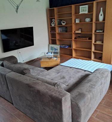 Neu Poserin Apartamento | Hei un Urlaub