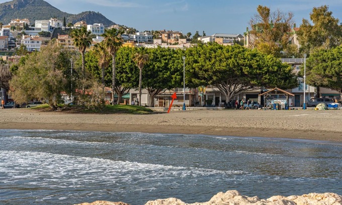 Playas del Palo Apartamento | Heima on the Beach