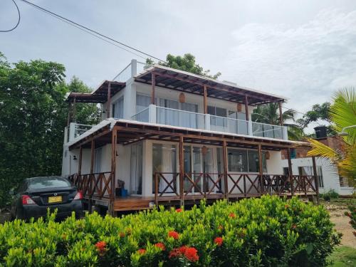 Monitos Casa | HELENA Beach House