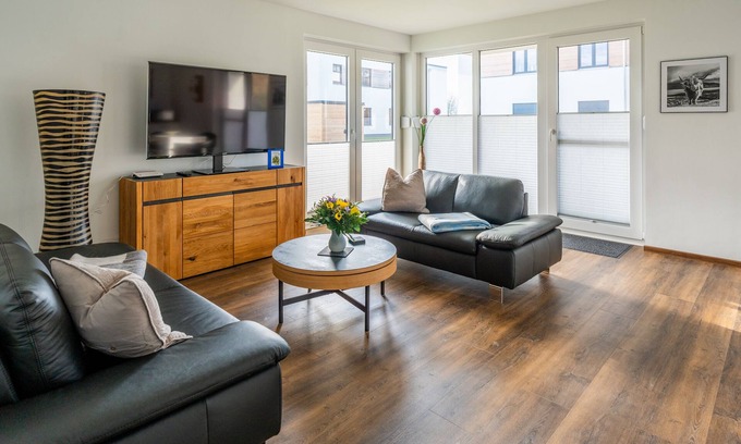 Schwerin Apartamento | Helle 3 Zimmer Ferienwohnung, 83 Quadratmeter, Direkt am Schweriner See