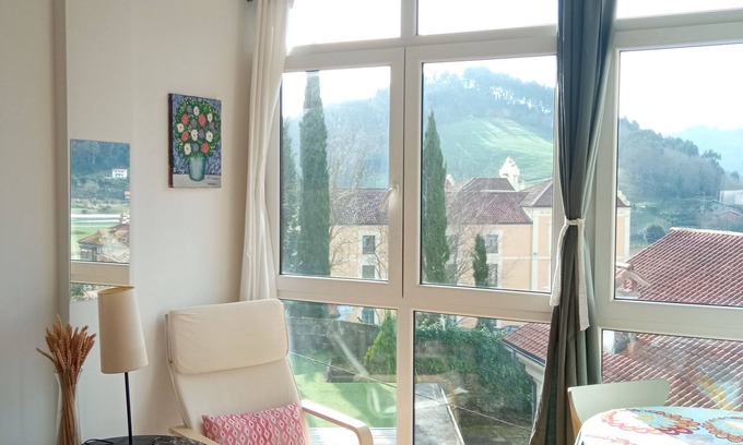 Limpias Apartamento | Helle Ferienwohnung in Limpias, Cantabrien mit Schöne Aussicht