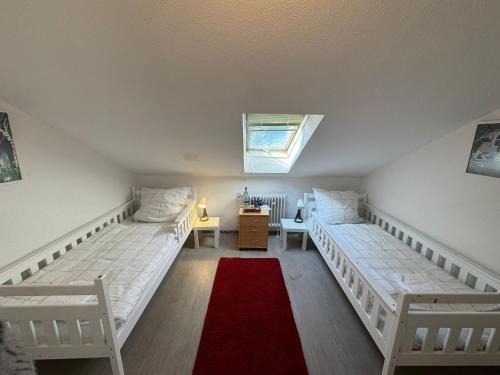 Misburg - Nord Casa | Helles Privatzimmer mit Gemeinschaftsküche und-bad