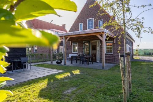 Ossenisse Casa | Hello Zeeland - Vakantiewoning Knuitershoek 104
