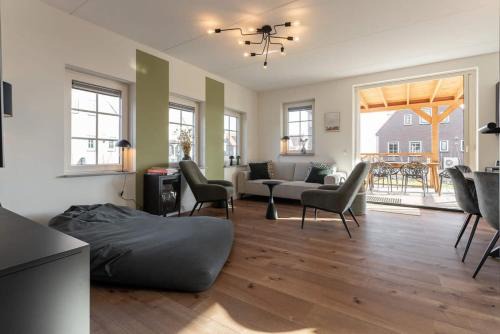Ossenisse Casa | Hello Zeeland - vakantiewoning Knuitershoek 80