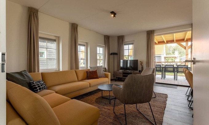 Ossenisse Casa | Hello Zeeland - vakantiewoning Knuitershoek 64
