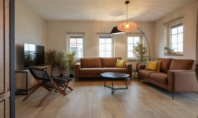 Ossenisse Casa | Hello Zeeland - vakantiewoning Knuitershoek 70