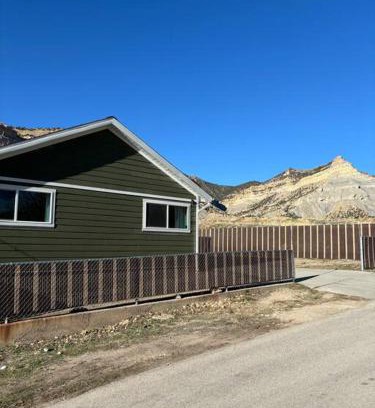 Price Casa | Helper Sunrise Peak