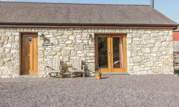 Penmon Casa | Hen Stabl