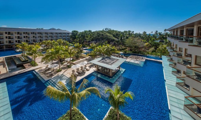 Tawala Complejo | Henann Resort Alona Beach