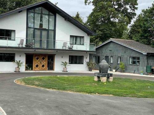 Lincoln Apartamento | Hendrix’s cottage